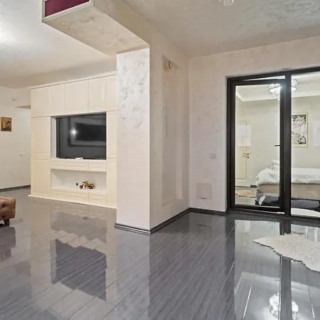 Appartement Classic Luxury At Mall Boekarest