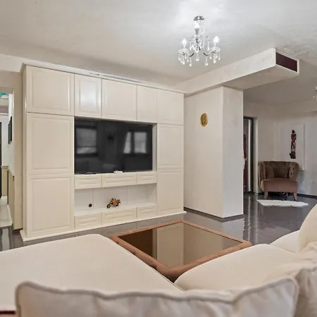 Classic Luxury At Mall Appartement Bucarest