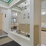 アパート Classic Luxury At Mall ブカレスト